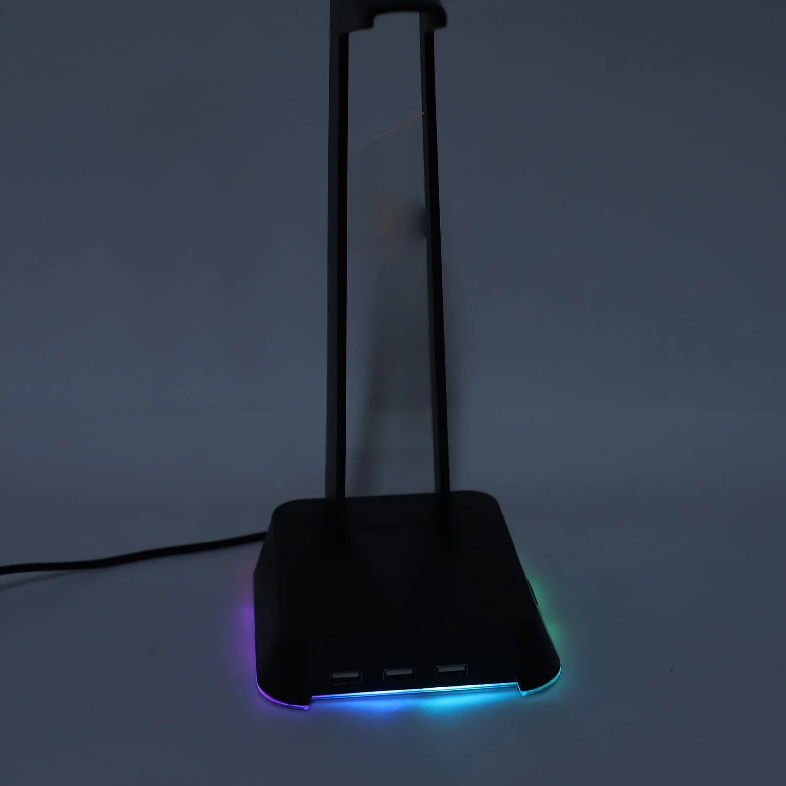 🎧✨ Suporte Gamer para Headset com Iluminação RGB, Porta USB e Design Multifuncional ✨🎧